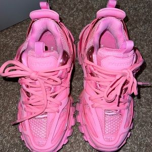Like new pink Balenciaga sneakers. Size 36.